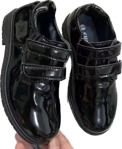 Stockpapa moda niño zapatos de cuero negro ropa stock