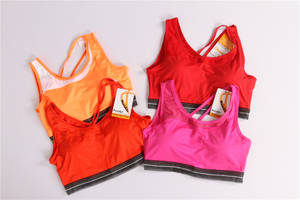 Top de sujetador de yoga de alta calidad para mujer, tops deportivos en stock cerrados